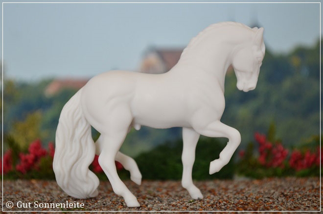 #4198 Horse Crazy Colorful Breeds Paint Kit | unpainted | 2012 - lfd. OF