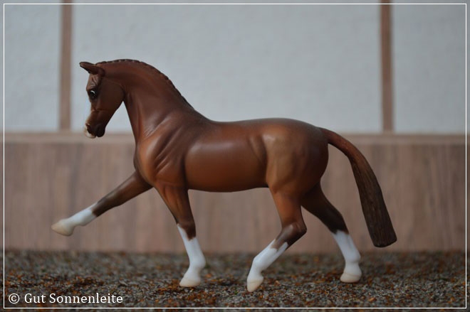 #9117 World Equestrian Games: Dressage | chestnut | 2010 OF disc.